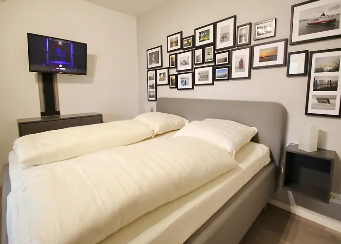 Achterdeck, 203 شقة